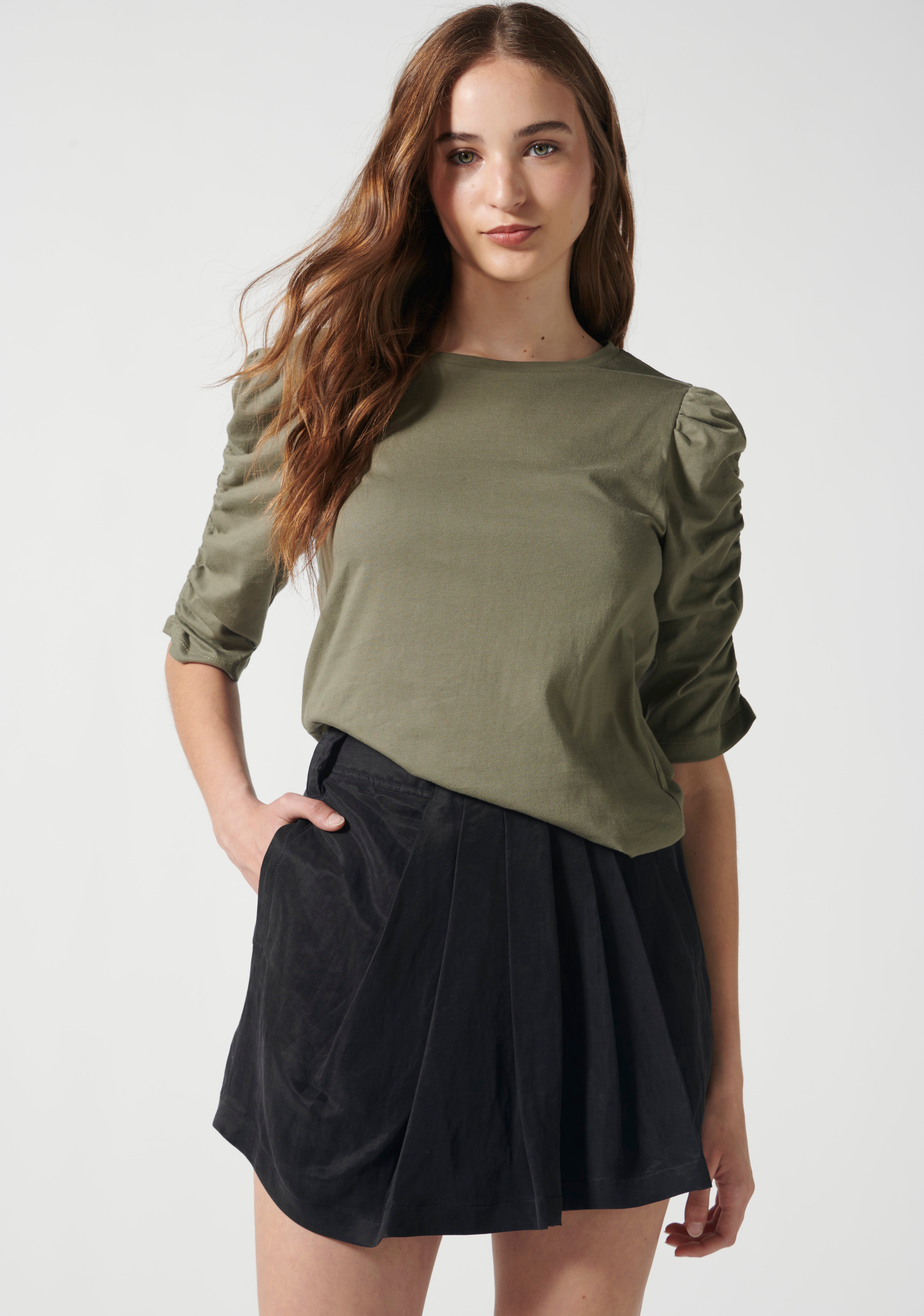 Short Grove Black