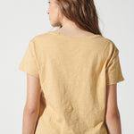 Polera mujer EV-2026-504 Francesca Taupe, blusa con manga larga y cuello redondo, vista frontal en color taupe.