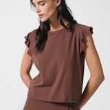 Polera negra de la marca EV-2026-500, estilo casual para mujer, con cuello redondo y corte cómodo.