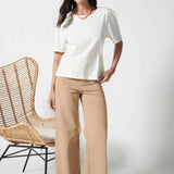 Jeans culotte lisos de la marca D-2025-805, pantalones de mezclilla de corte amplio y diseño clásico en color azul.