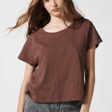 Polera Francesca Chocolate de la marca EV-2026-504, blusa de manga larga en tono chocolate, vista frontal sobre fondo neutro.