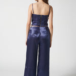 Pantalón Adela de la marca FV-2025-804, pantalones de corte recto en color negro, con bolsillos delanteros.