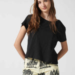 Polera Francesca Black de la marca EV-2026-504, blusa de manga larga en color negro con diseño sencillo y elegante.