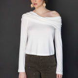 Polera Elsie Vint de la marca EI-2025-504, blusa de manga larga en color gris con diseño elegante y cómodo.