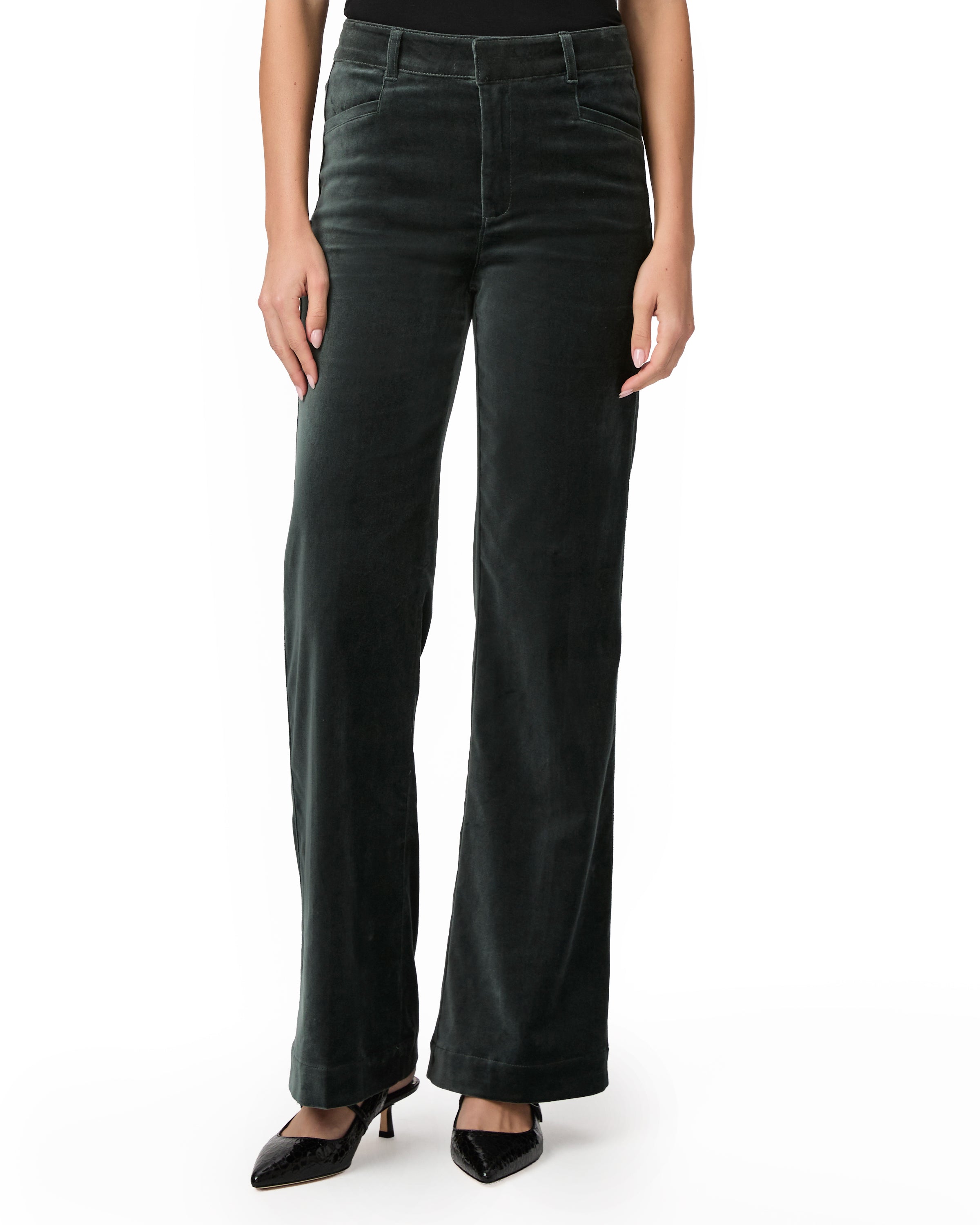 Pantalones de pierna ancha Sasha de la marca NY-2025-818 en color neutro, con cinturilla ajustada y tela ligera.