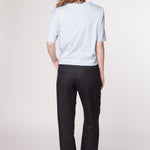 Pantalones deportivos Garmi P-2025-801 en color negro, diseño cómodo y ajustado para ejercicio y uso diario.