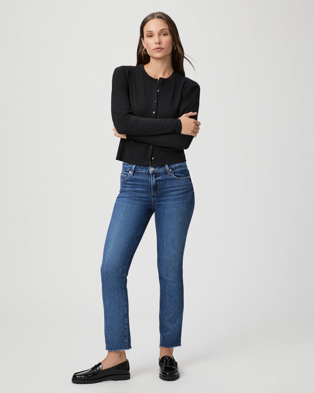 Pantalones rectos Amber de la marca NY-2025-816, en color ámbar, con estilo clásico y ajuste ajustado en la imagen.