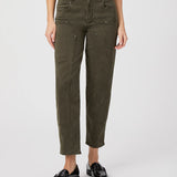 Pantalones vaqueros estilo barrel leg Alexis de la marca NY-2025-819, color azul y diseño ajustado.