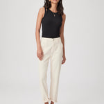 Pantalones Drew Starlight de la marca NY-2025-826, diseño moderno y cómodo, en color oscuro con detalles elegantes.