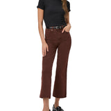 Pantalones de mezclilla cortados en flare por NY-2025-827, con diseño clásico y color azul.