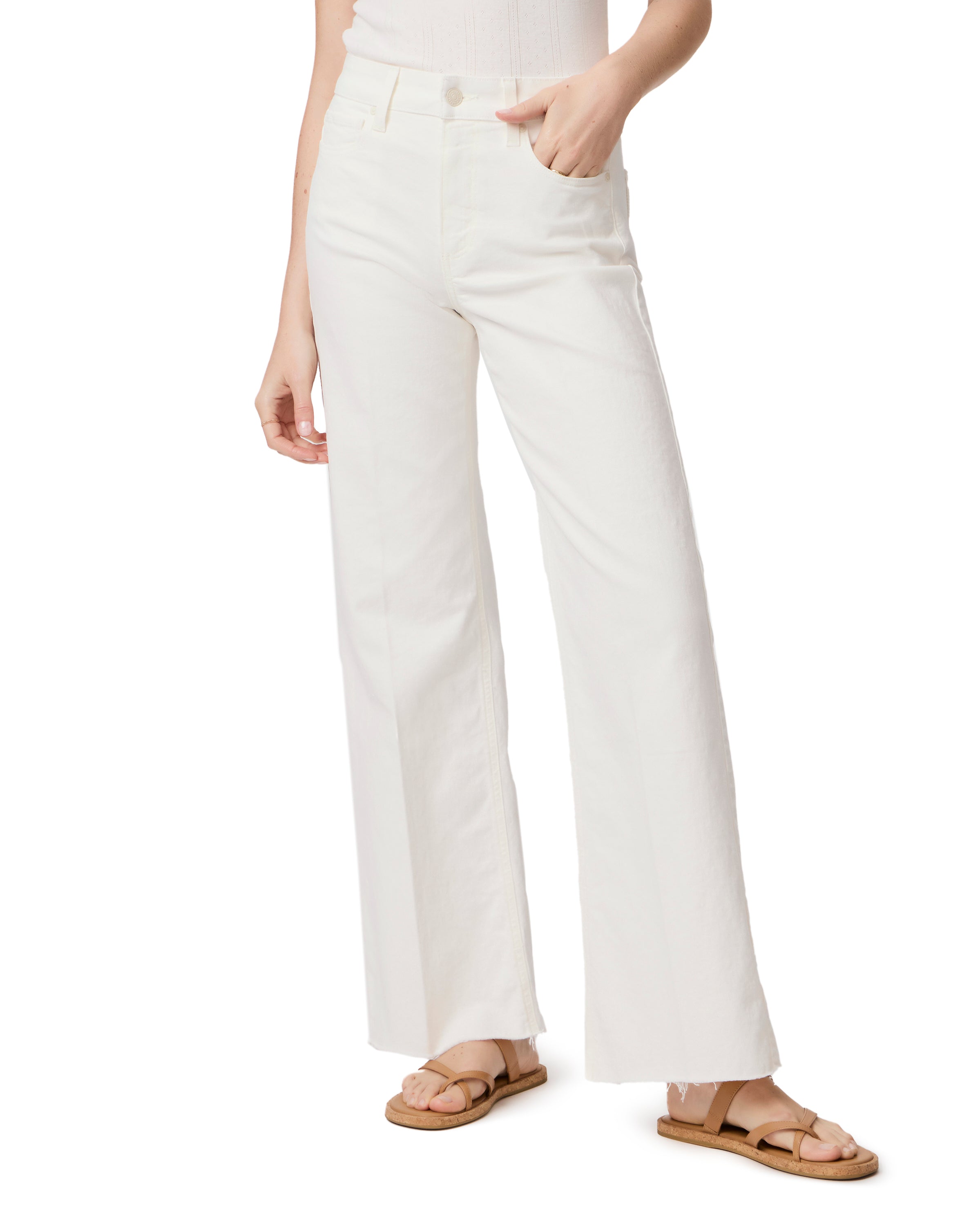 Pantalones vaqueros de pierna ancha Anessa de la marca NY-2025-831, en color azul claro, mostrando el estilo cómodo y moderno