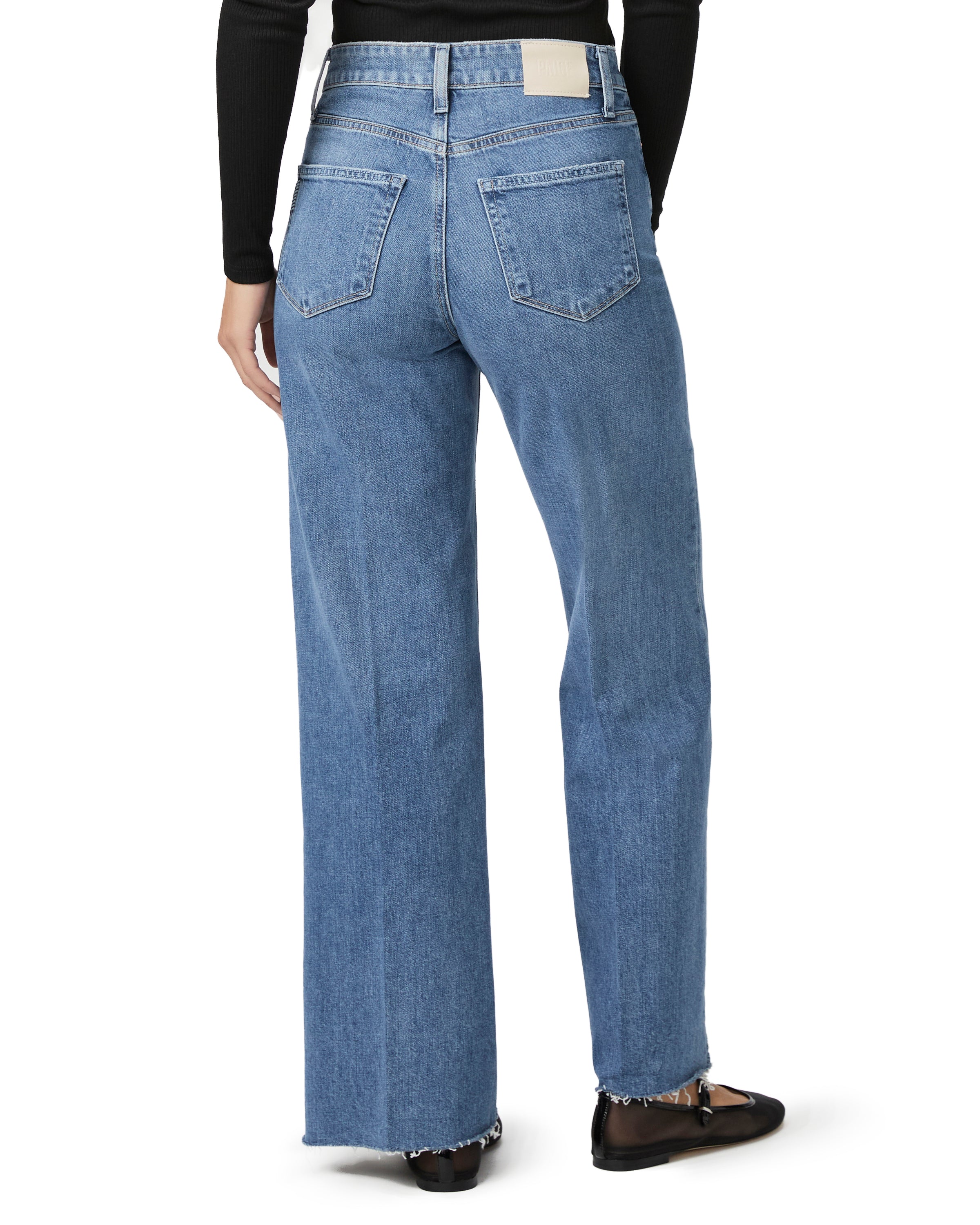 Pantalones vaqueros de pierna ancha Anessa de la marca NY-2025-832, con diseño moderno y ajuste cómodo, en color azul.