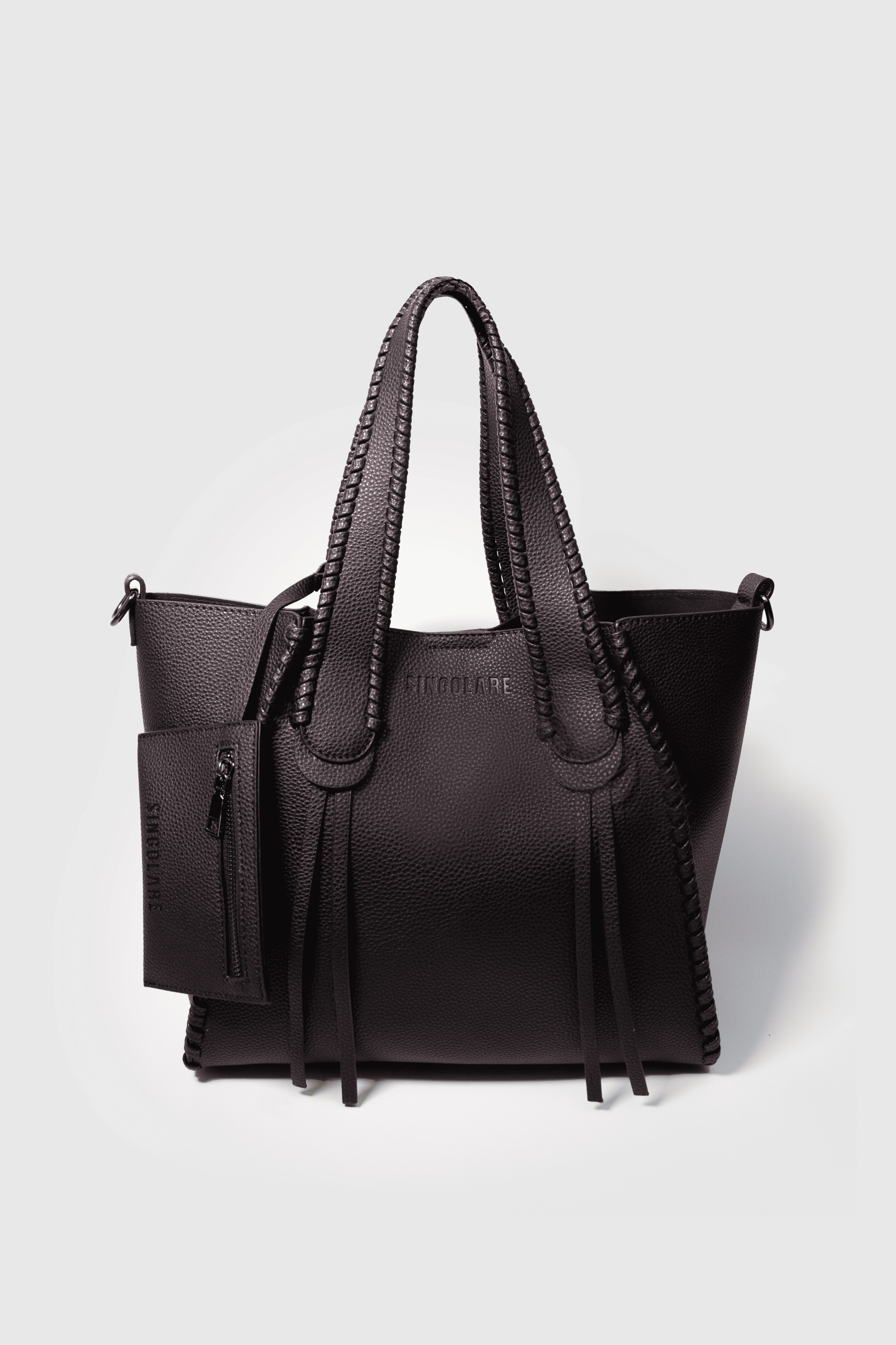 Cartera tipo shopper Iris negra de AI-2025-103, accesorios elegantes con asa y compartimentos espaciosos.