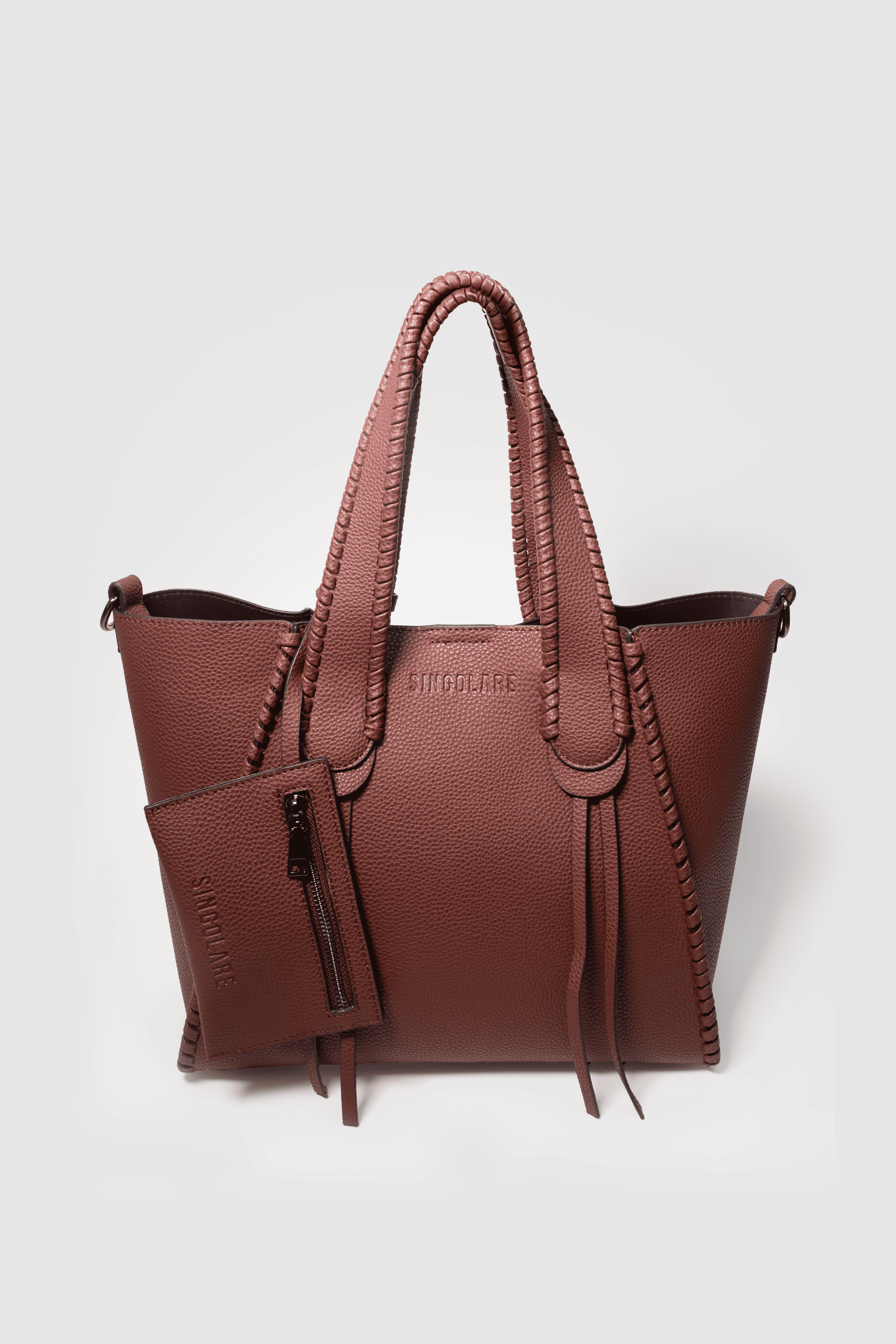 Cartera shopper Iris en burdeos de la marca AI-2025-104, accesorios elegantes y espaciosos para llevar tus objetos personales.