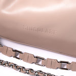 Accesorios Shopper Rock beige de la marca AV-2025-201, bolso de mano con detalles elegantes y asas en la imagen.