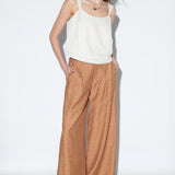 Top Dalia Crudo