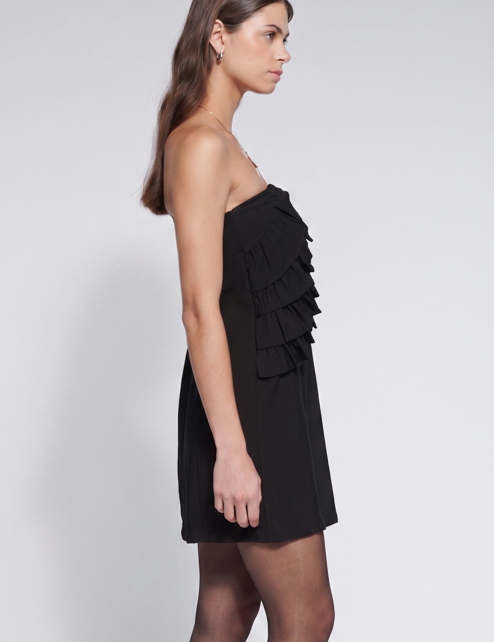 Vestido Fleur negro de la marca FI-2026-702, vestido elegante y cómodo para ocasiones especiales.