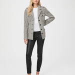 Jeans negros de tobillo con recubrimiento de lujo Hoxton de la marca NY-2021-800, con acabado en tono Fog Luxe.