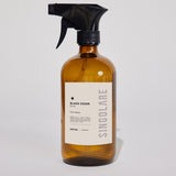 Spray para el hogar MS-0000-111 de 500ml con aroma a cedro negro, en botella negra y diseño elegante.