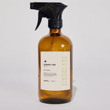 Spray para el hogar MS-0000-111 de 500 ml con aroma a jengibre y lima en botella roja.