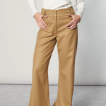 Pantalón Finnel camel de la marca I-2025-833, pantalones largos con estilo clásico y acabado en color camel.