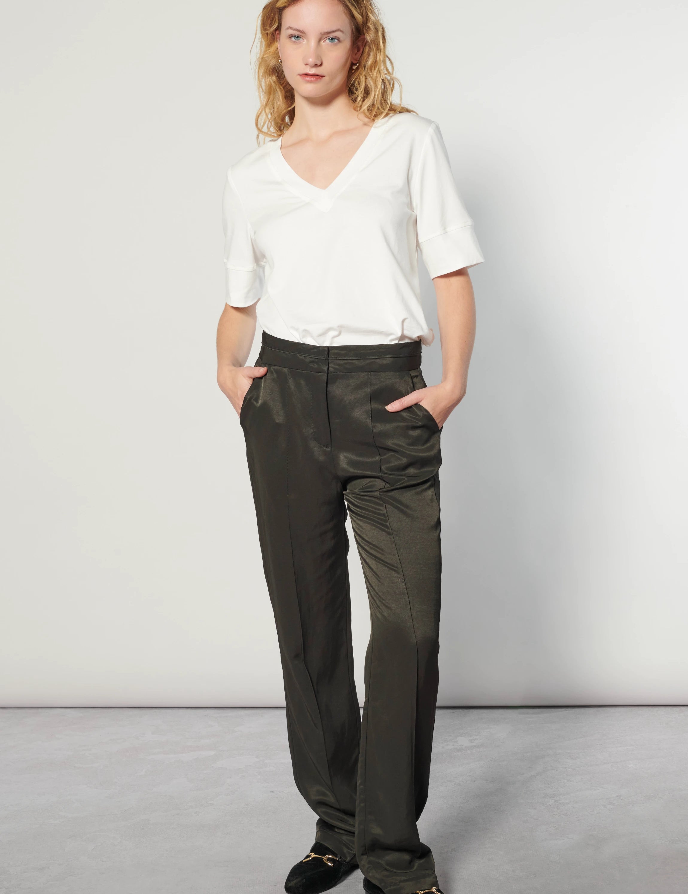 Pantalón Racine Hunt de la marca I-2025-834, pantalones resistentes y cómodos para caza y actividades al aire libre.