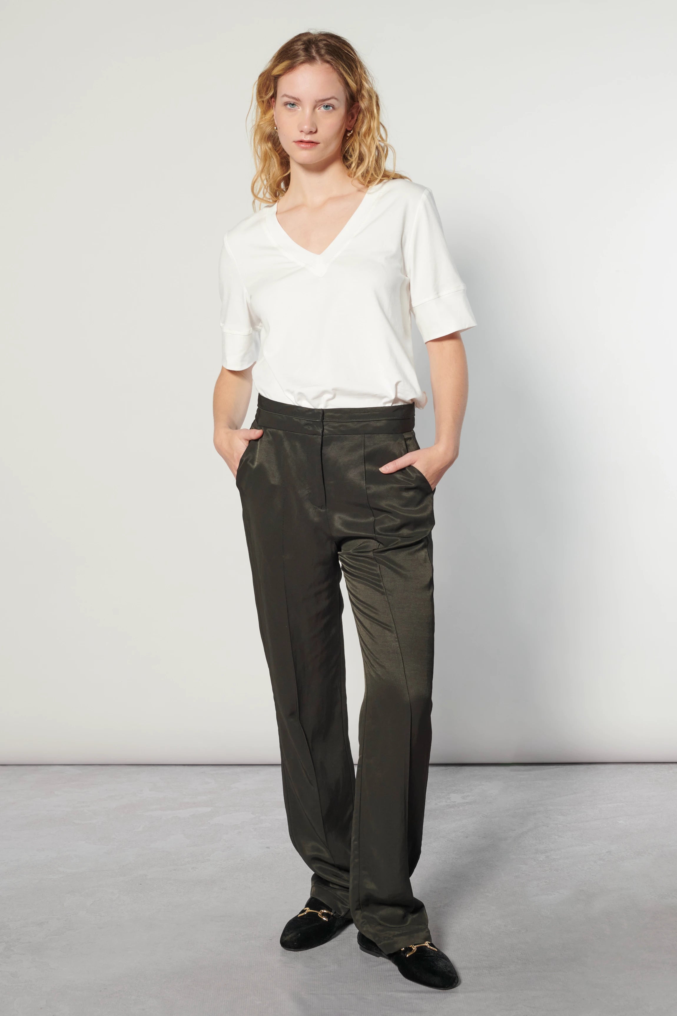 Pantalón Racine Hunt de la marca I-2025-834, pantalones resistentes y cómodos para caza y actividades al aire libre.