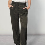 Pantalón Racine Hunt de la marca I-2025-834, pantalones deportivos con diseño funcional y cómodo para actividades al aire libre.
