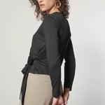 Polera fraise de la marca I-2025-532, blusa de manga larga en color roja con detalles decorativos.