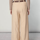 Pantalón O-2025-806 Scire Sesame, pantalones de moda en color beige, con diseño cómodo y estilo casual.