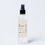 Spray ambiental mini de 120ml de la marca MS-0000-150 con aroma a santos y sándal en frasco compacto para el hogar.