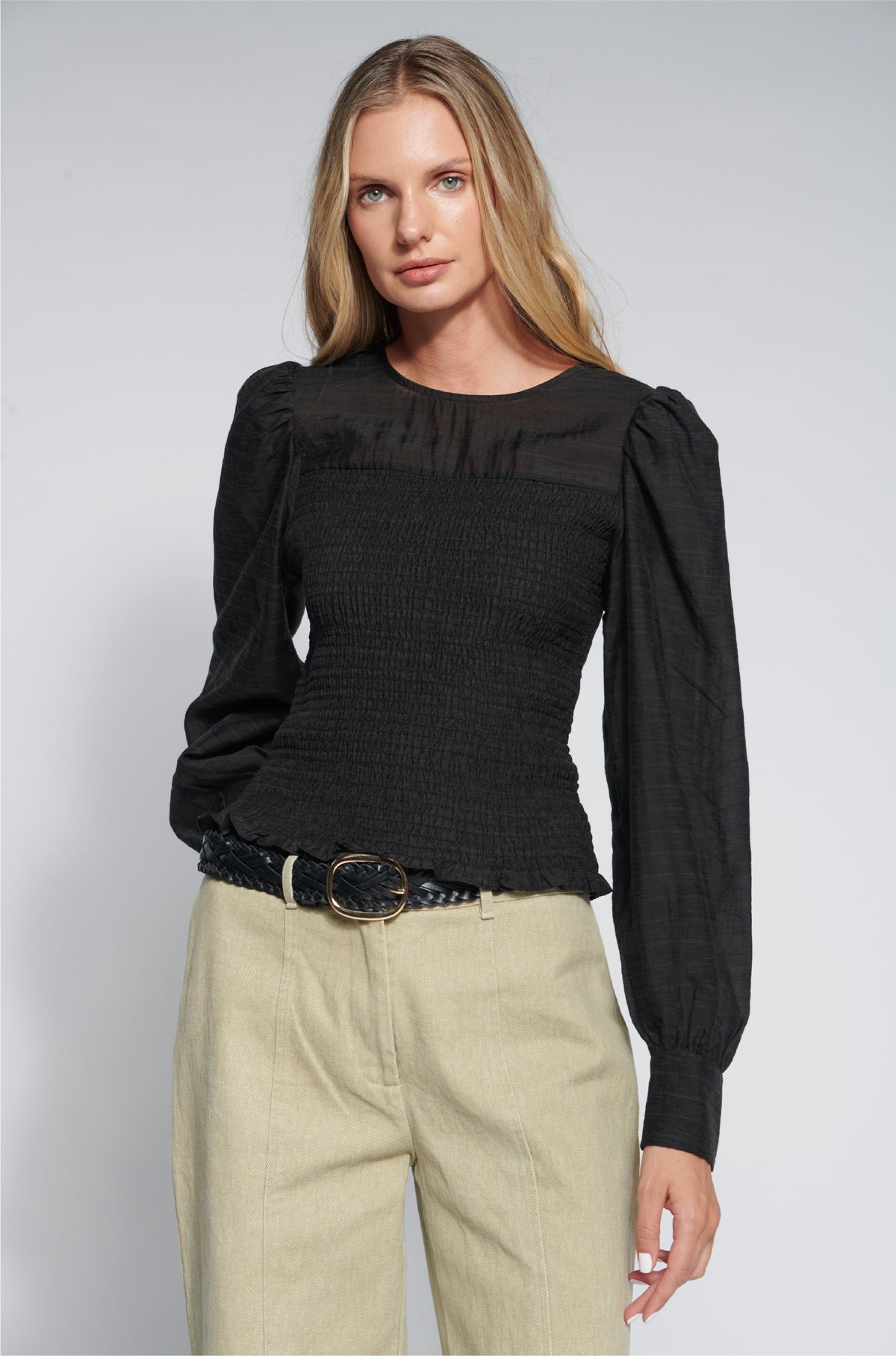 Blusa Roots Black