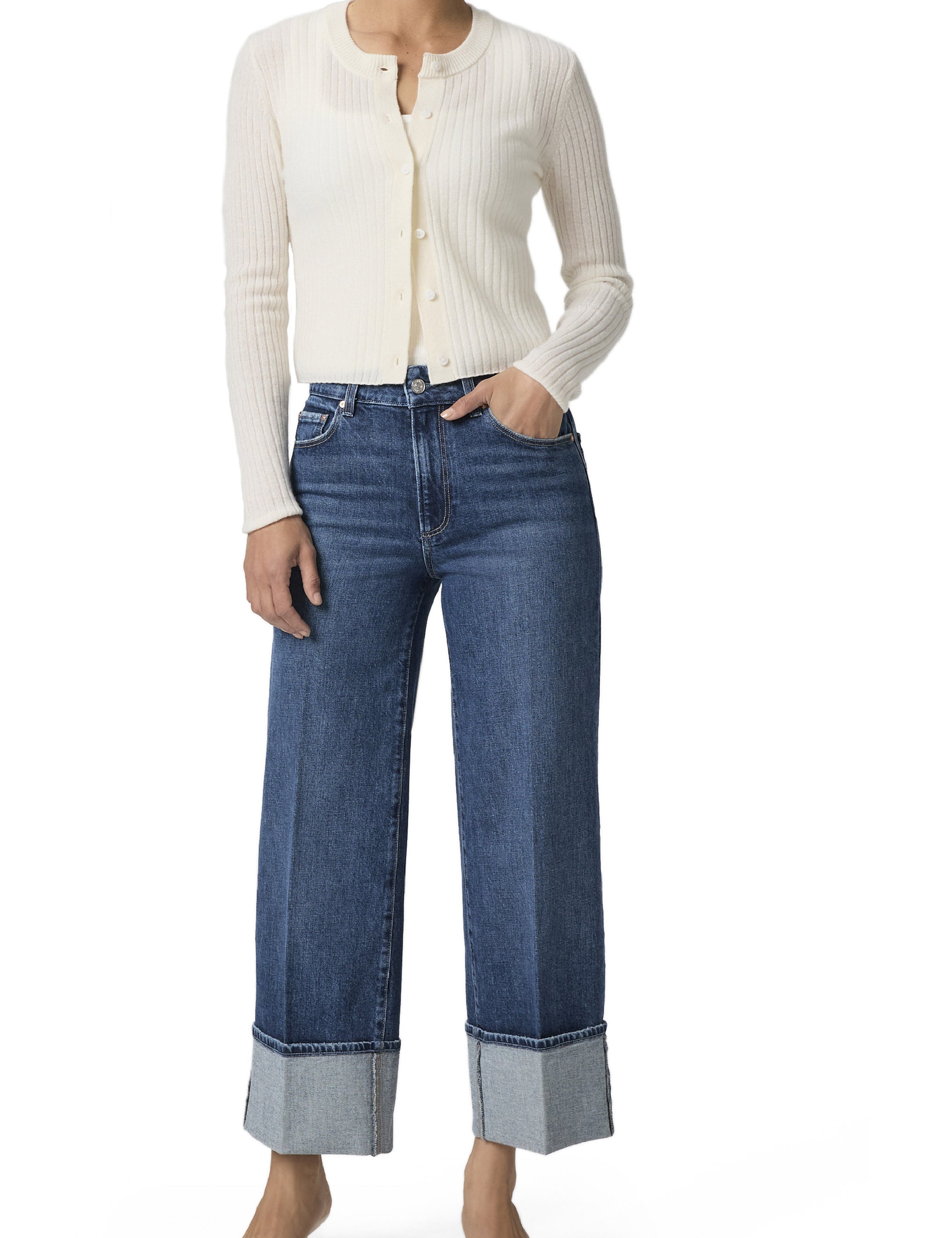 Jeans acampanados de tobillo Sasha de la marca NY-2026-809, pantalones vaqueros de corte ancho y estilo moderno.