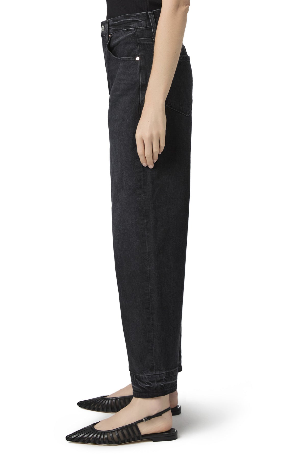 ARELLIA ANKIE BARREL LEG