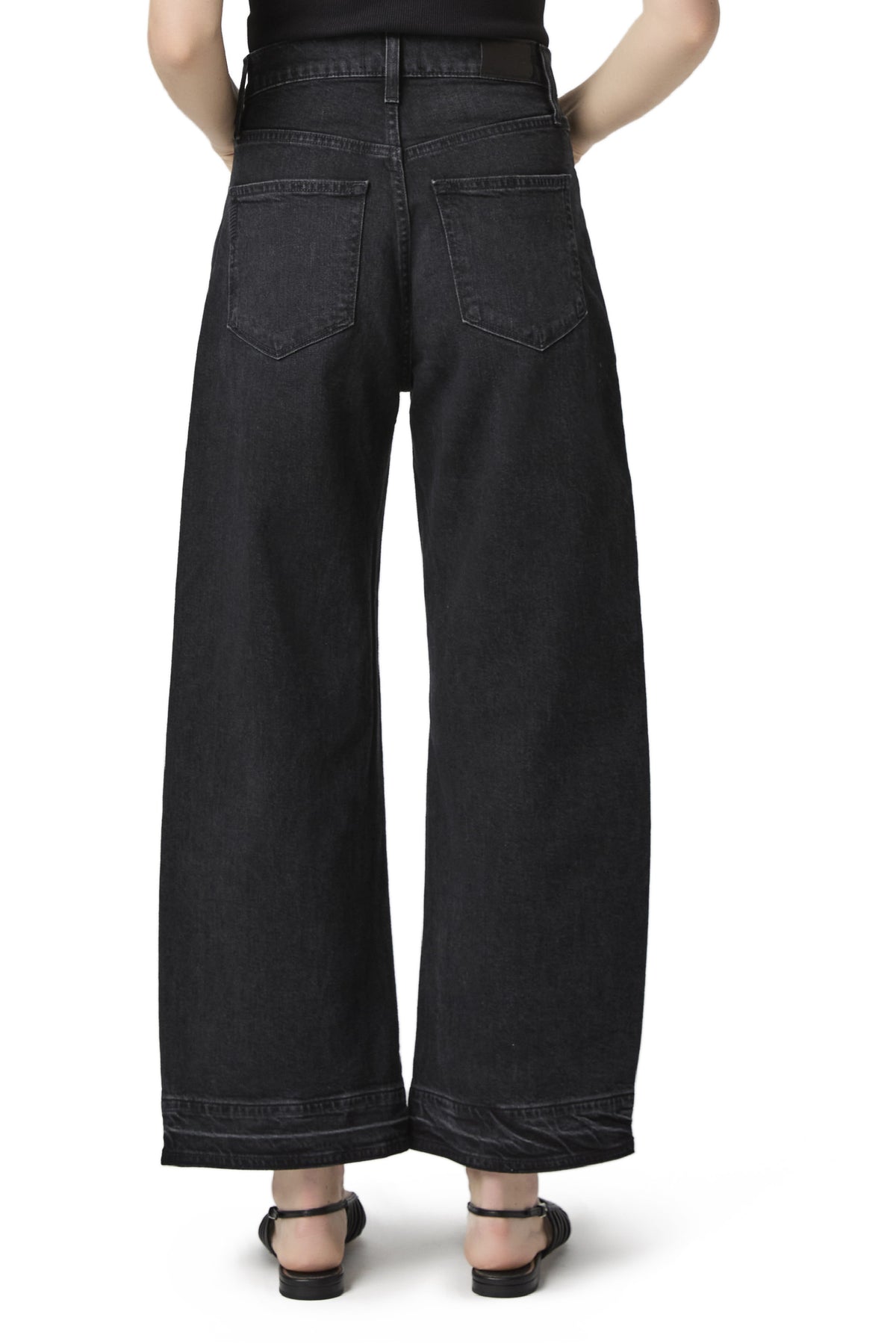 ARELLIA ANKIE BARREL LEG