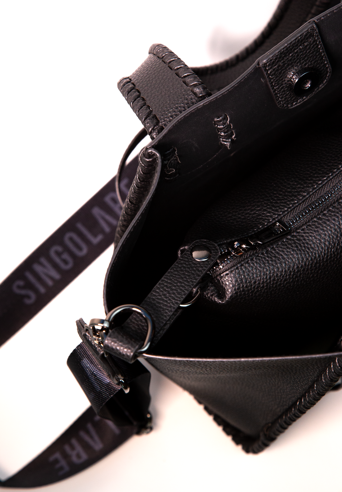 SHOPPER IRIS BLACK