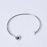 Pulsera Faro de la marca BV-2025-502 en accesorios, con diseño elegante y detalles en el estilo náutico.