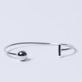 Pulsera Faro de la marca BV-2025-502 en accesorios, diseño elegante con detalles en color y textura visible en la imagen.