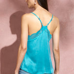 Blusa Mila Cupro de la marca EV-2024-607 en color neutro, con diseño elegante y corte cómodo para mujer.