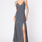 Vestido Berolige de la marca FI-2025-704, vestido elegante con diseño moderno y detalles en la imagen SINGOLARE22141.