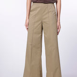 Pantalón Avery de la marca I-2024-833, pantalones de corte moderno en color negro, vista frontal y detalles de diseño.