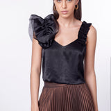 Blusa violeta de la marca FI-2024-605, blusas y poleras, con diseño elegante y tela suave en color violeta.