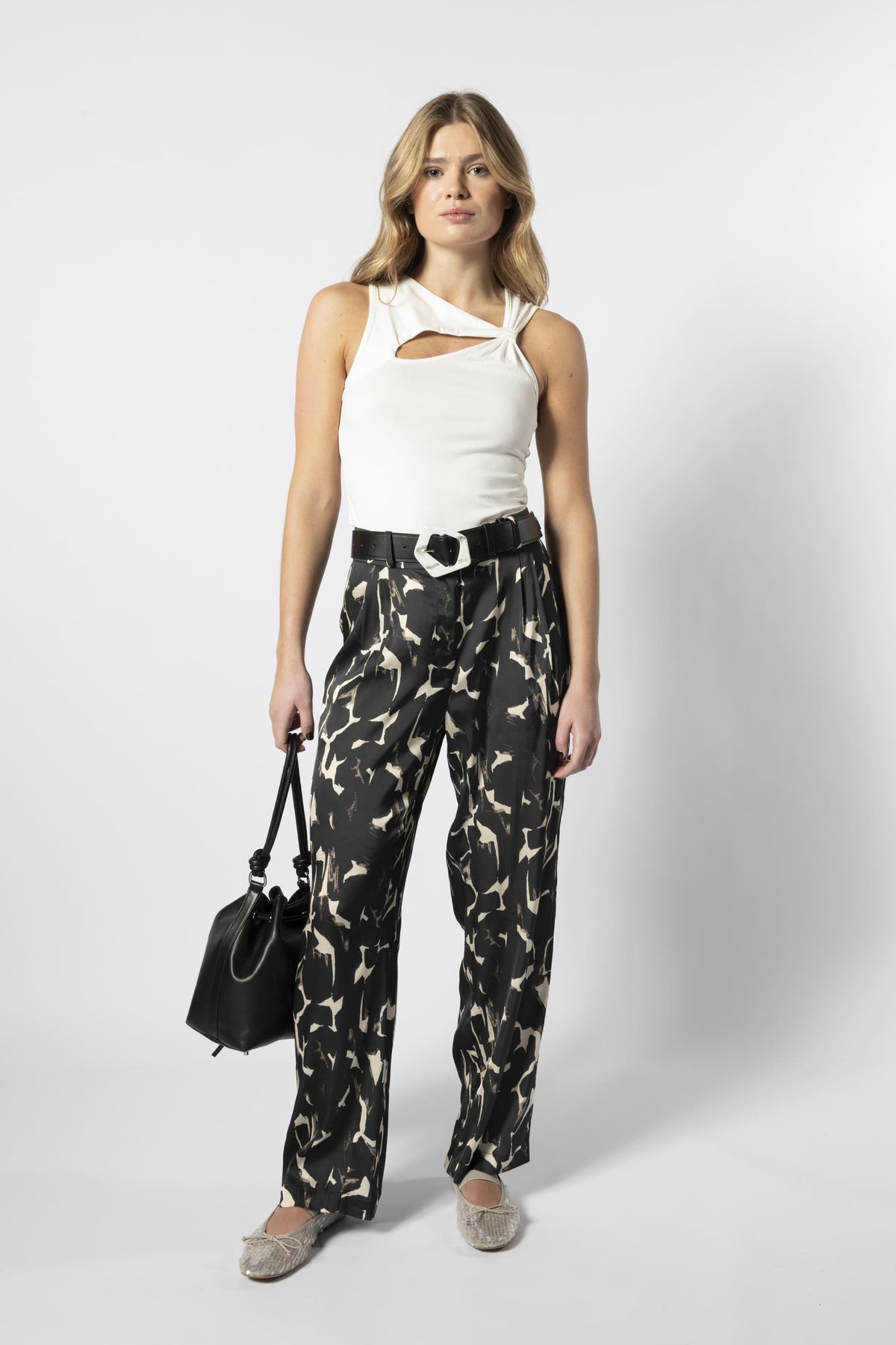 BUCKET MARINA BLACK