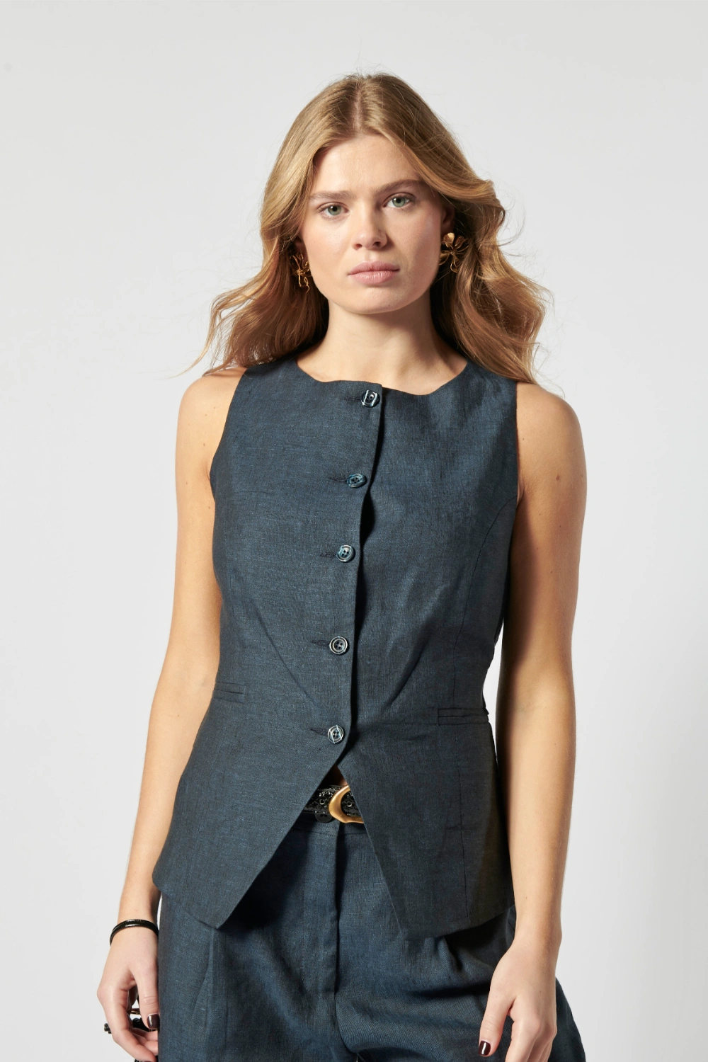 VEST NUNNI