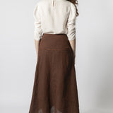 Blusa Mitchel de la marca EV-2026-610, mostrando un diseño elegante y cómodo en tela ligera de color neutro.