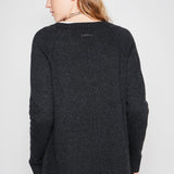 Cardigan de tejidos Bari en color grafito de la marca I-2025-15, con diseño de manga larga y cuello redondo.