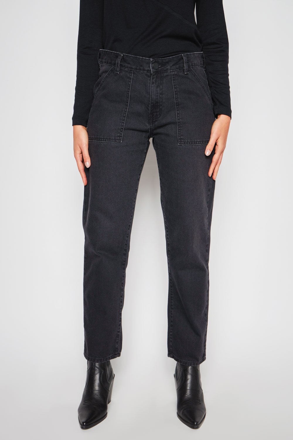 Jeans dad fit de la marca D-2024-800, pantalones vaqueros de corte recto y estilo clásico, en color azul.