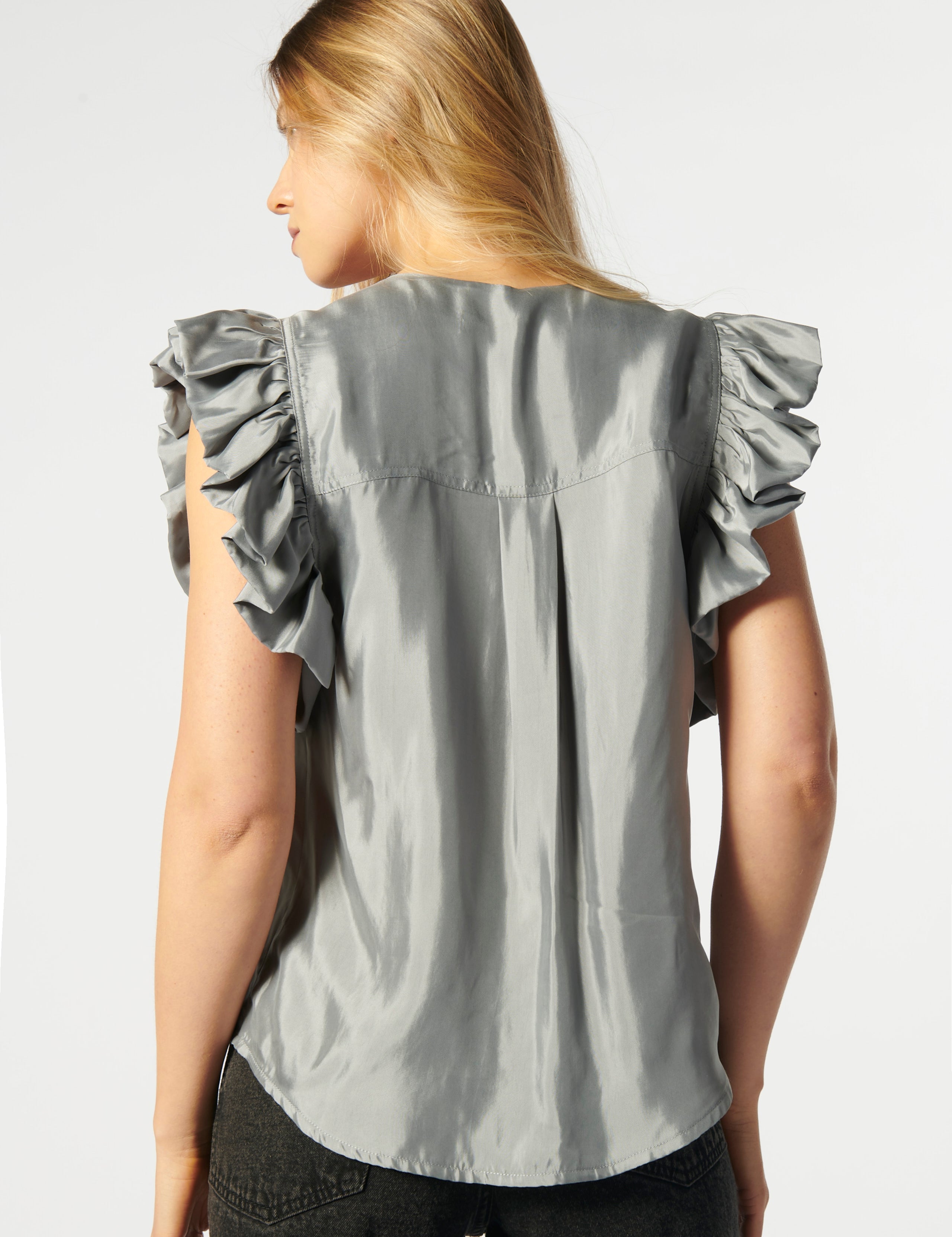 Blusa malva de la marca EV-2026-606, estilo elegante y cómodo, mostrada en la imagen.