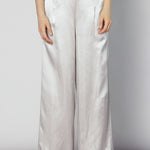 Pantalón Sacier de la marca FV-2025-806, pantalones de corte clásico en color negro, con bolsillos y cintura ajustable.
