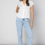 Blusa Alayse de la marca O-2025-620, blusa de manga larga y estilo casual, en tonos neutros, vista frontal.